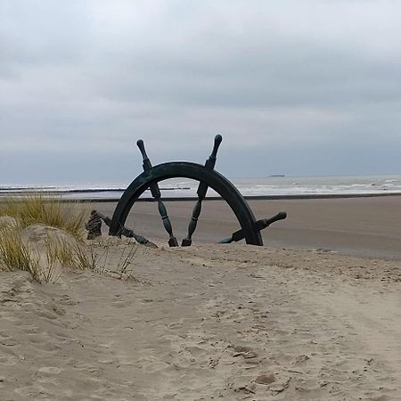 Rising Sun Westende ميدل كيرك المظهر الخارجي الصورة
